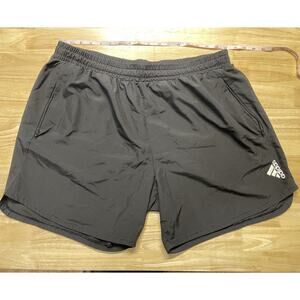 Adidas 2XL Men’s Black Rubbing Shorts Zipper Pockets 7in Inseam